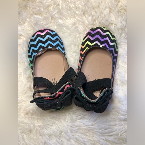 Monkey Feet Multicolor Chevron Kids Slippers with Bow NWOT 18-24M - Picture 12 of 16